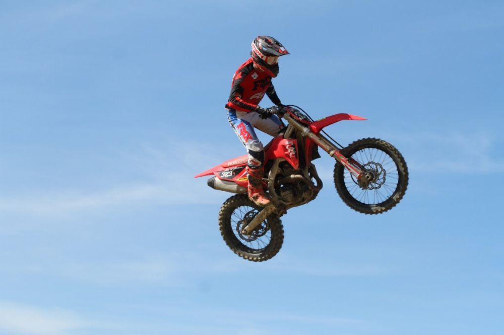 Tommaso Cape in volo